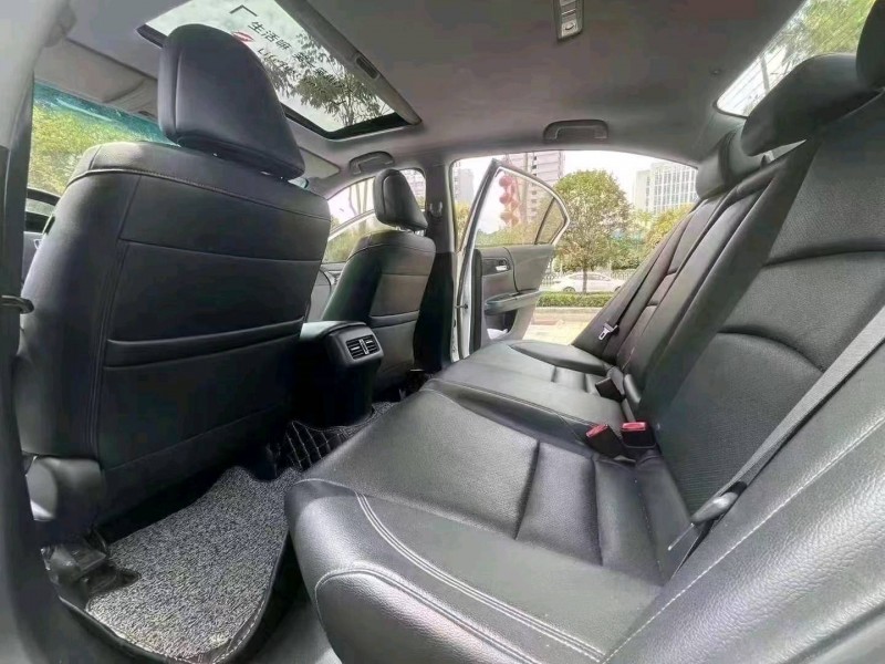 宜昌16年本田雅阁4