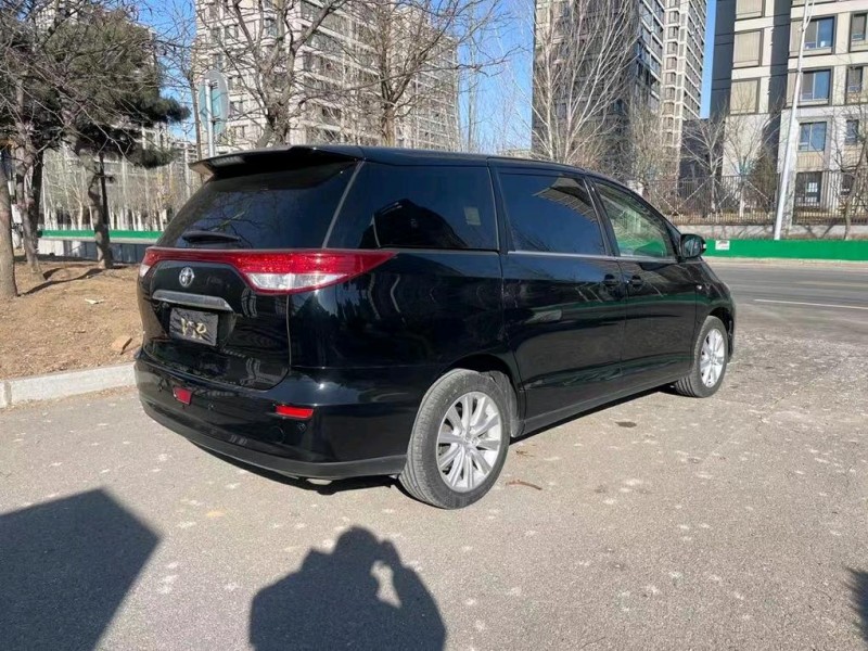 沈阳10年丰田普瑞维亚7