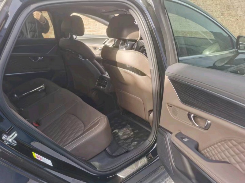 保定22年比亚迪汉DM4