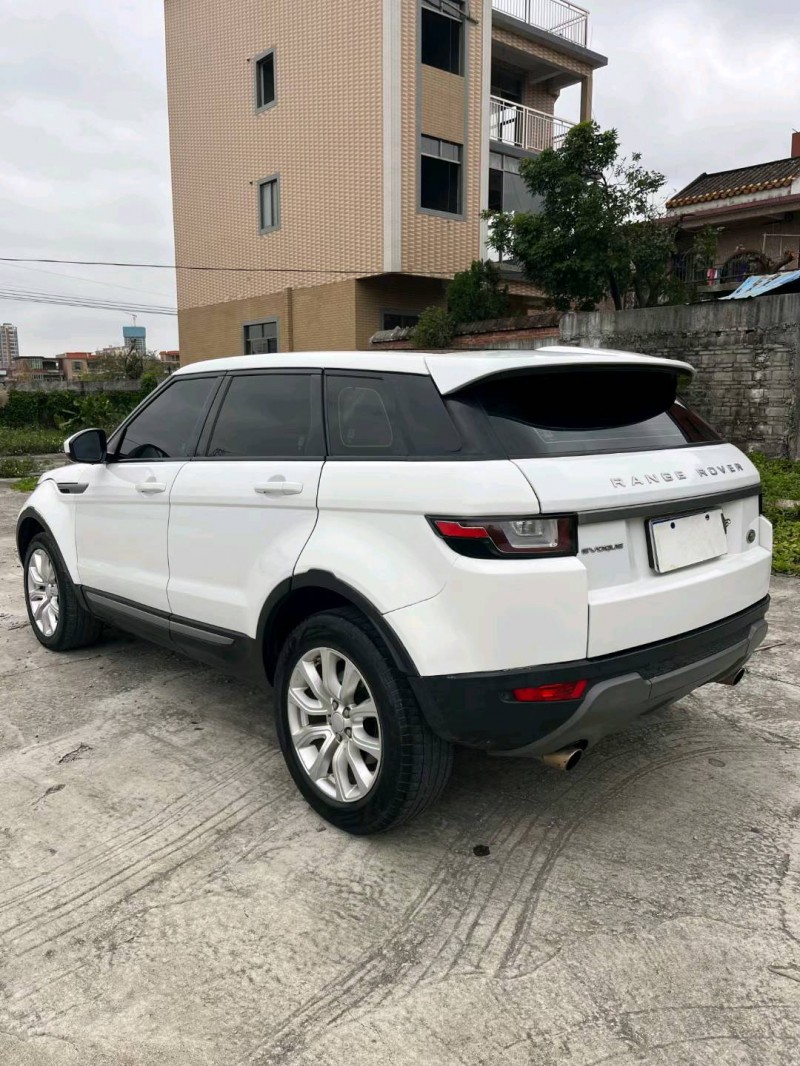 广州17年路虎极光8