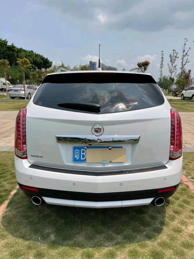 广州13年凯迪拉克SRX9
