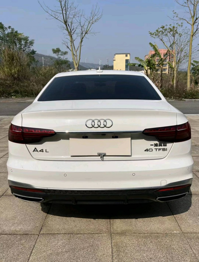 广州21年奥迪A4L9