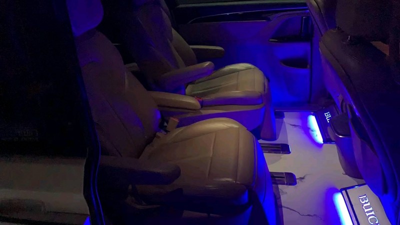 济南18年别克GL84