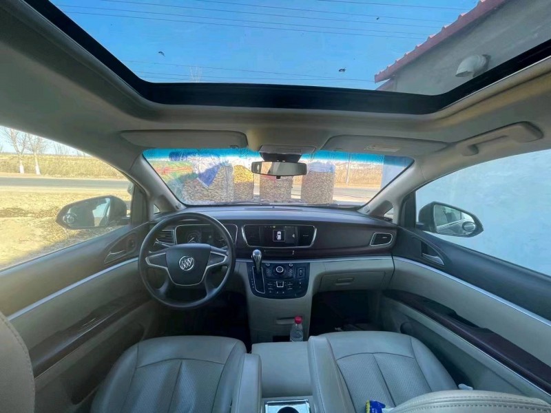 邢台16年别克GL83