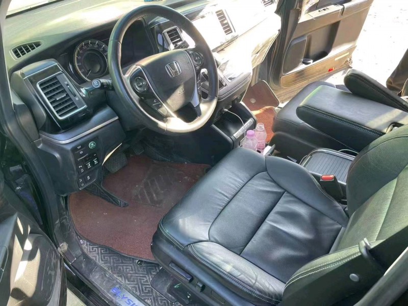 邯郸16年本田艾力绅3