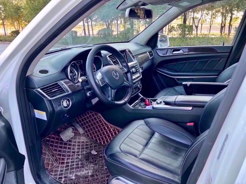 济南14年奔驰GL3