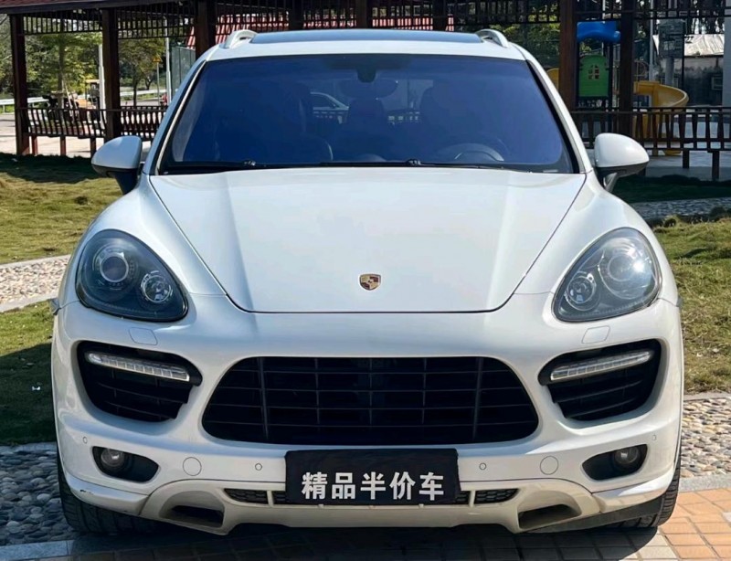 汕頭12年保時捷卡宴1