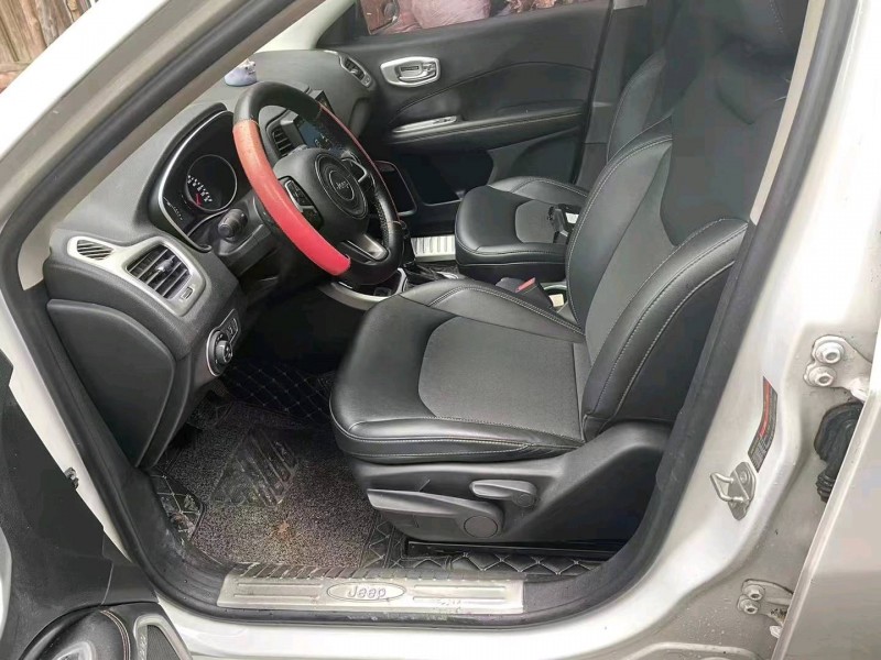 嘉兴17年Jeep指南者8