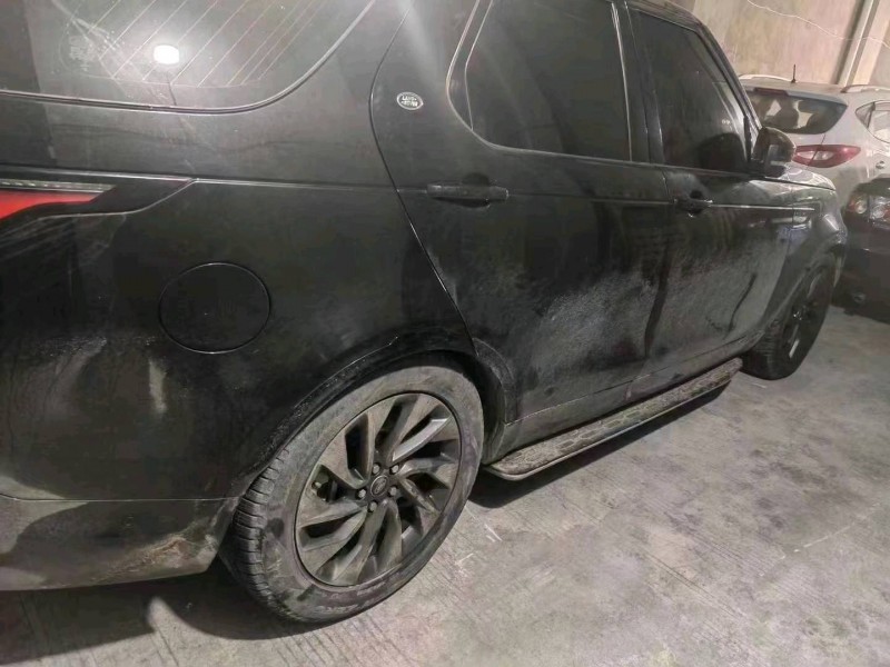 重庆22年路虎发现4