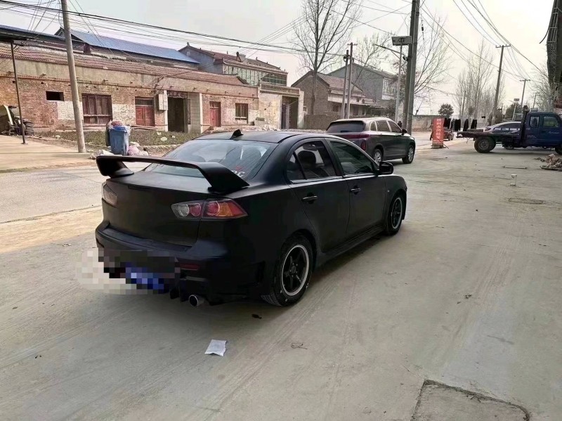 济南14年三菱翼神5