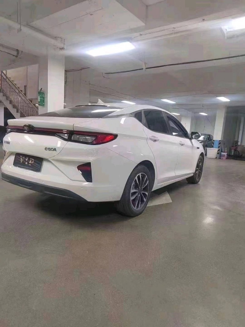 安顺21年江淮思皓7