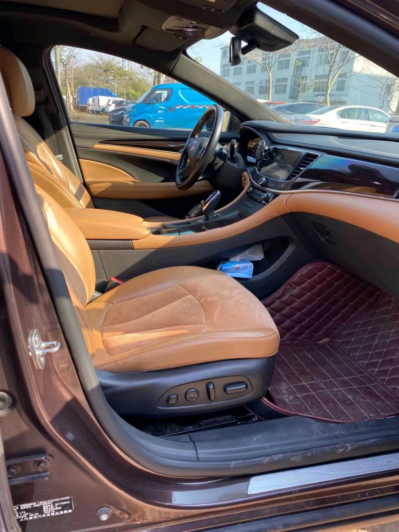 广州17年别克君越4