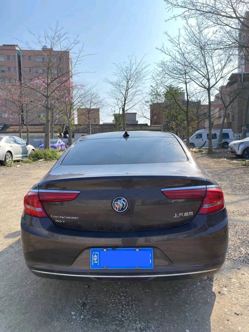 广州17年别克君越9