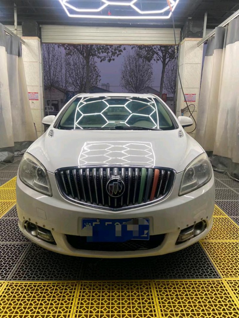 北京14年别克英朗9