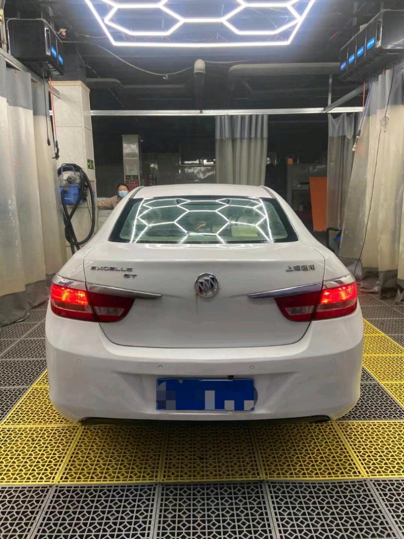 北京14年别克英朗2