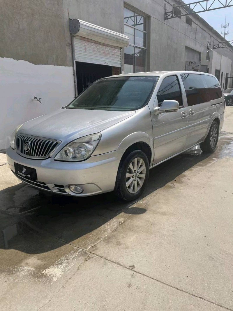 石家庄12年别克GL88