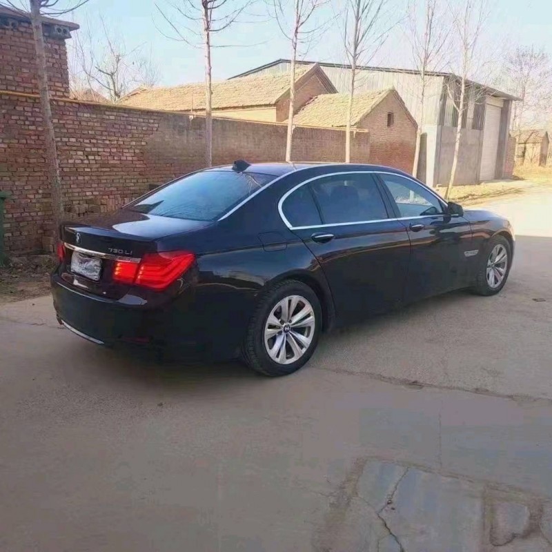 北京11年宝马7系5