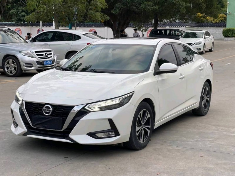 汕頭19年日產軒逸2