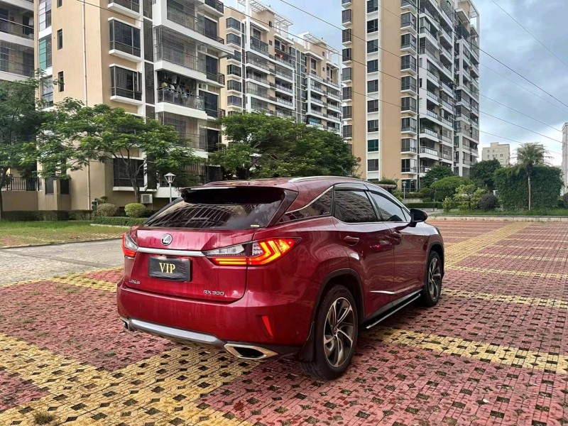 汕尾18年雷克薩斯RX8