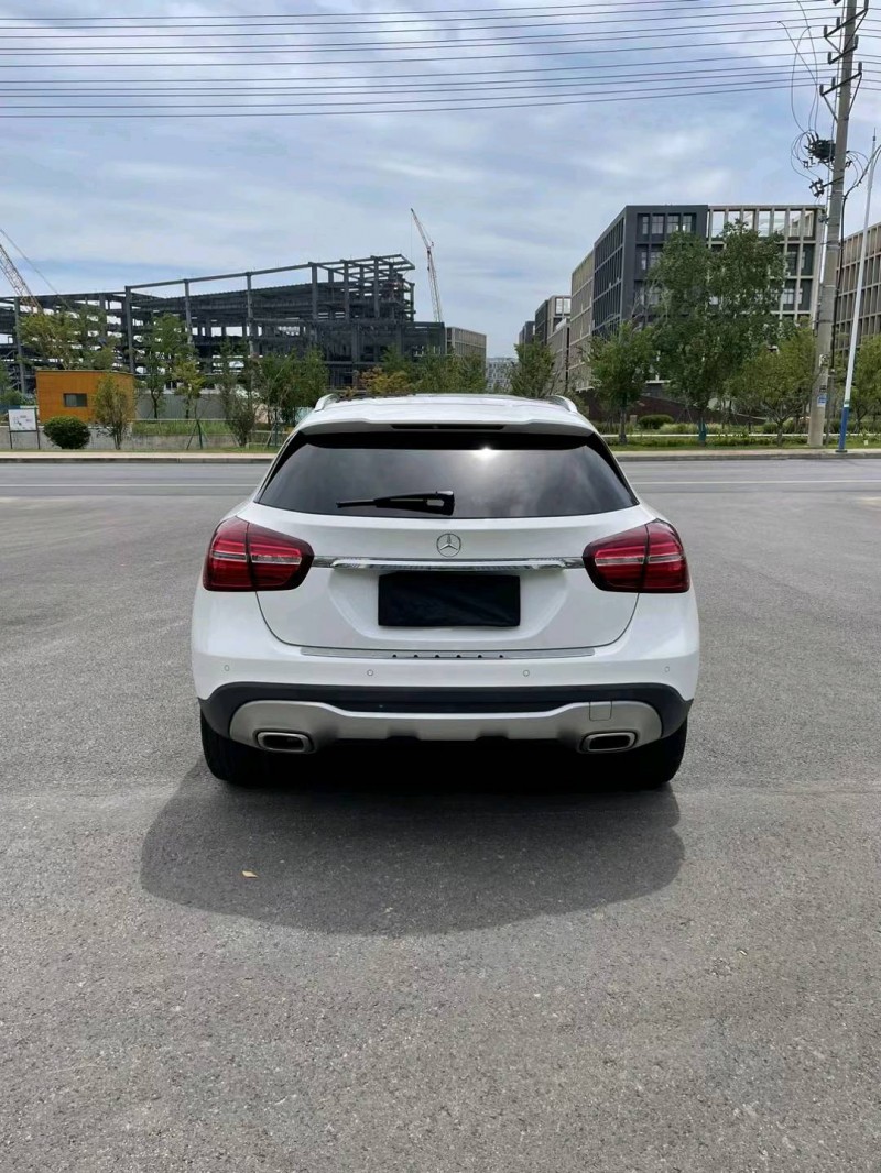 宿迁19年奔驰GLA9