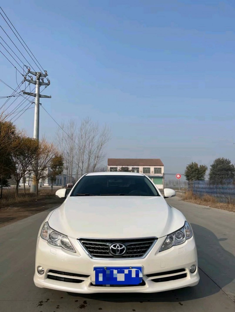 北京13年丰田锐志1