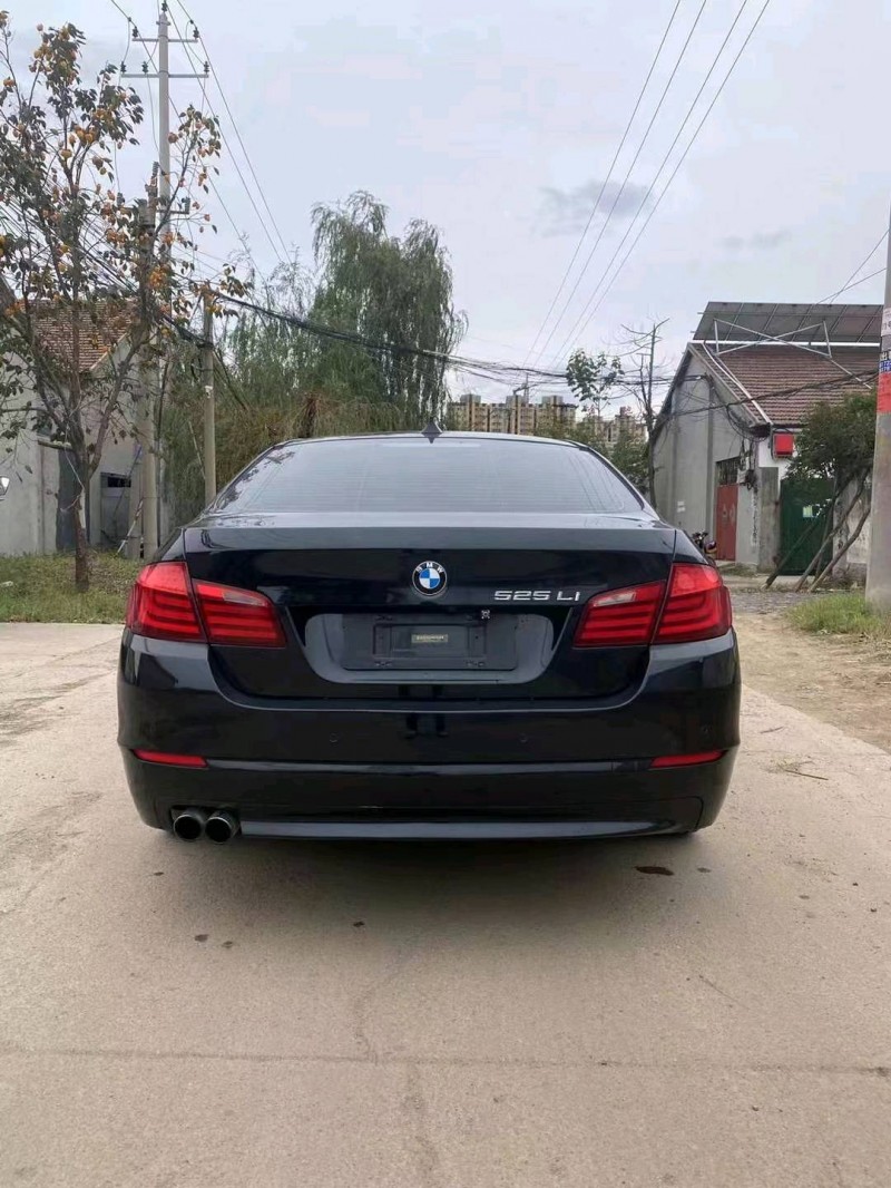 潍坊13年宝马5系9