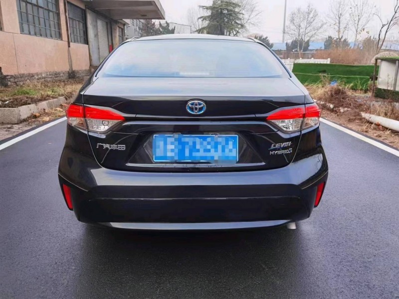 济南21年丰田雷凌4