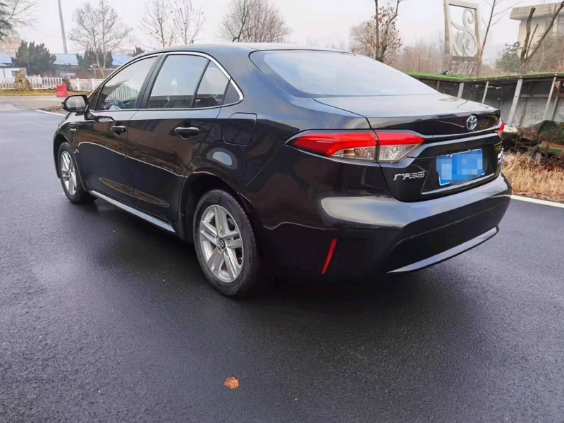 济南21年丰田雷凌5