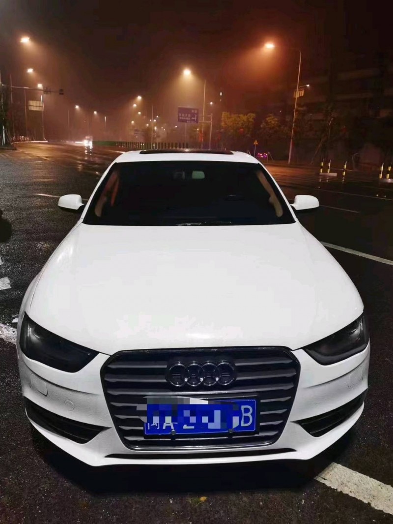 济南14年奥迪A4L5