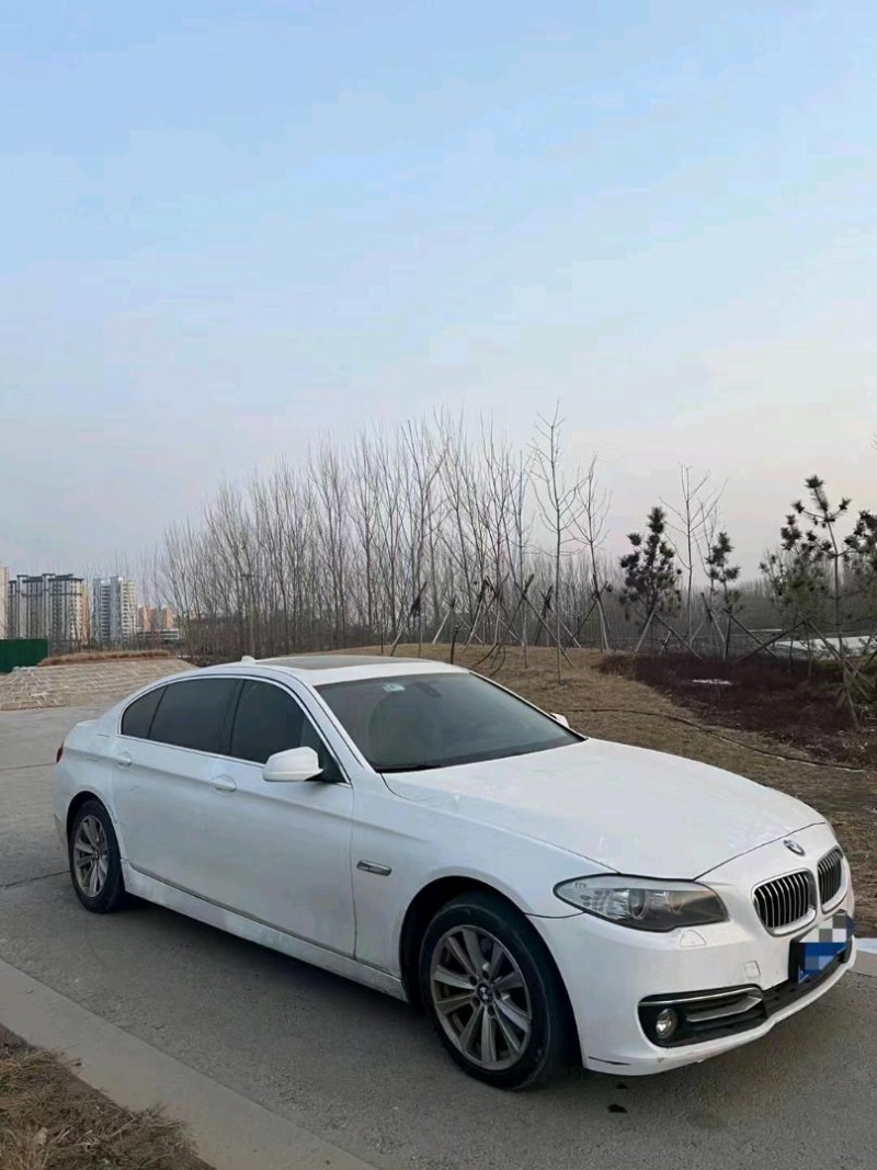 东营11年宝马5系4