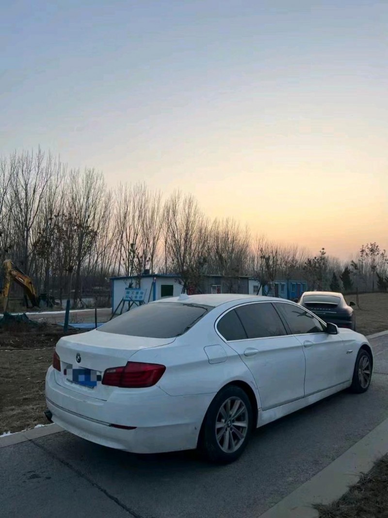 东营11年宝马5系7