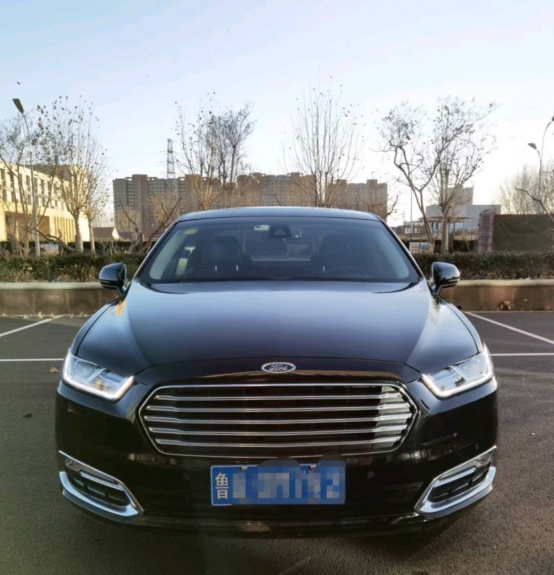 济南19年福特金牛座1