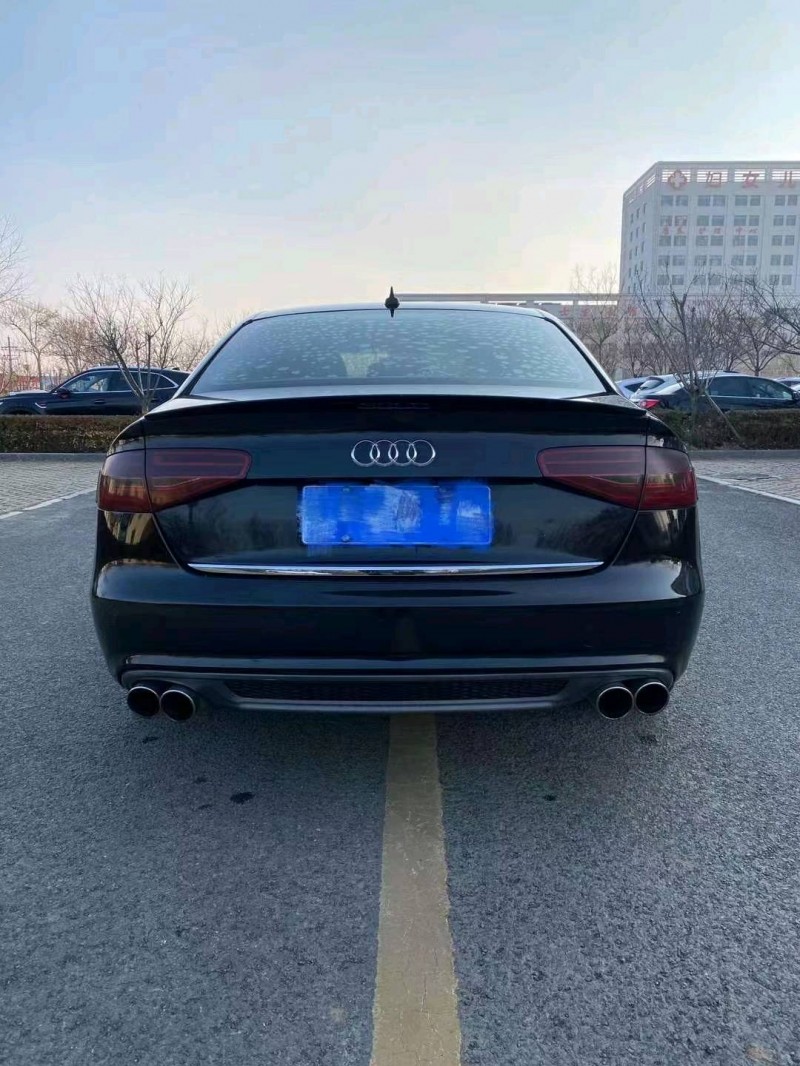 潍坊13年奥迪A4L9