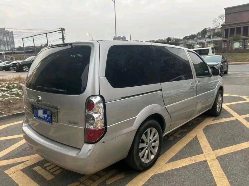 宜春13年别克GL84