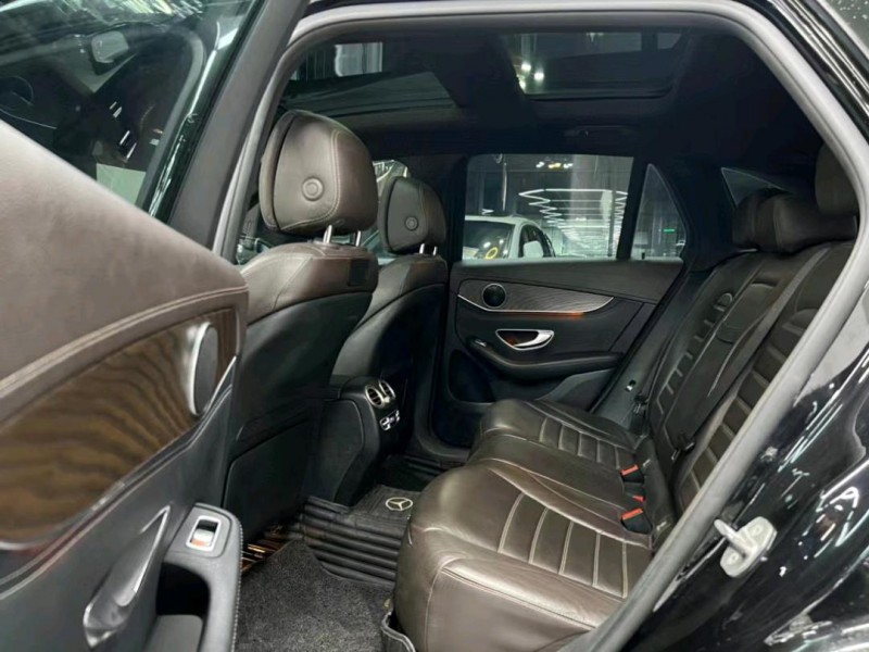 东莞16年奔驰GLC3