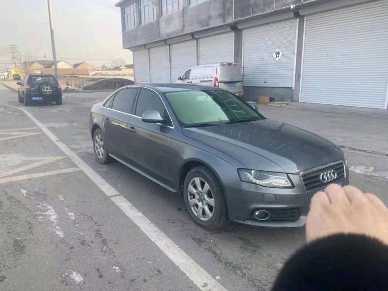 济南13年奥迪A4L3