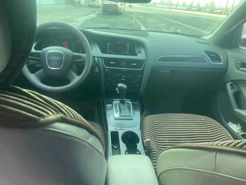 济南13年奥迪A4L8