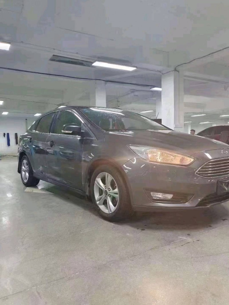 安顺15年福特福克斯2