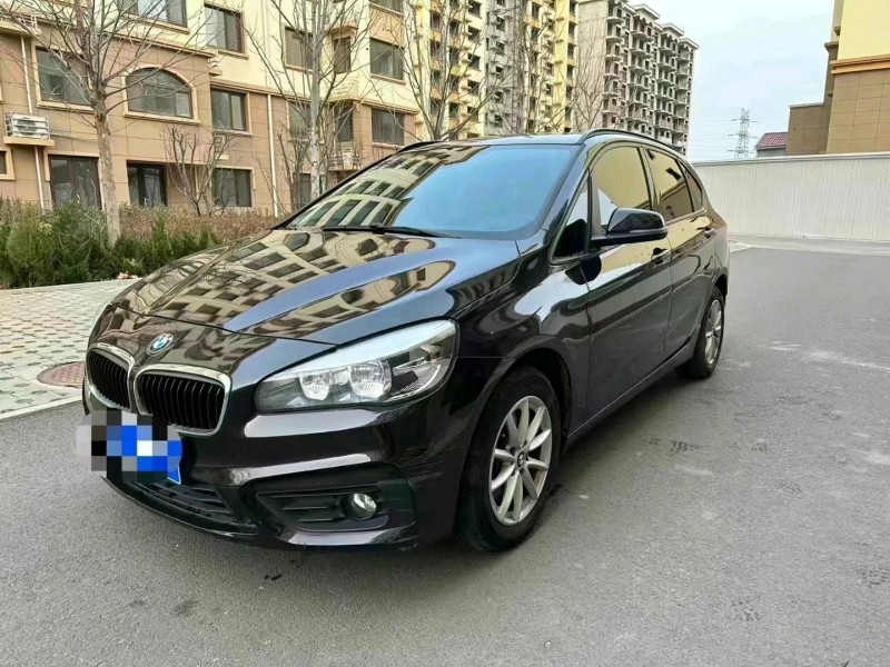 济南17年宝马2系3