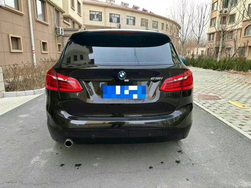 济南17年宝马2系5