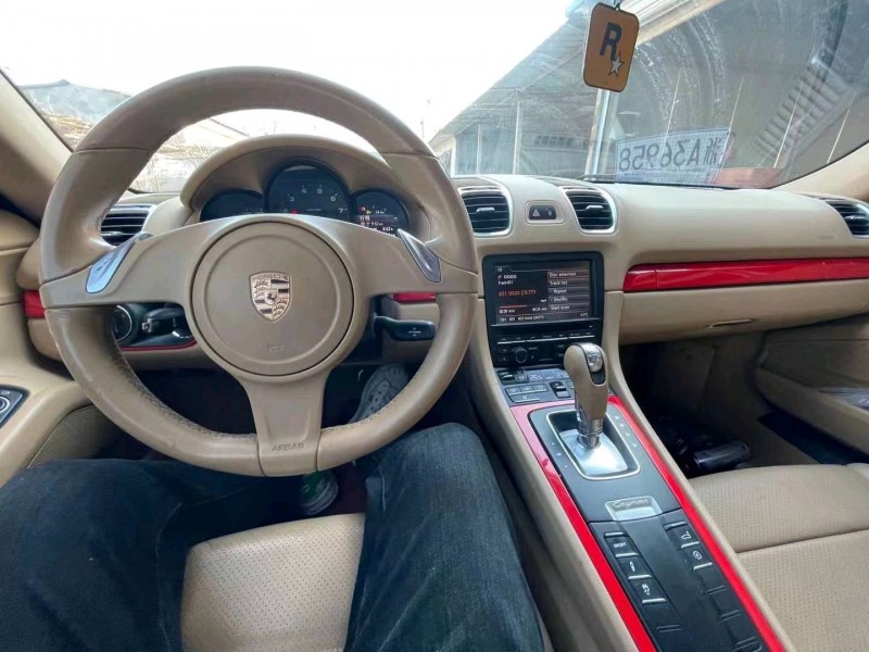 济南14年保时捷卡曼5