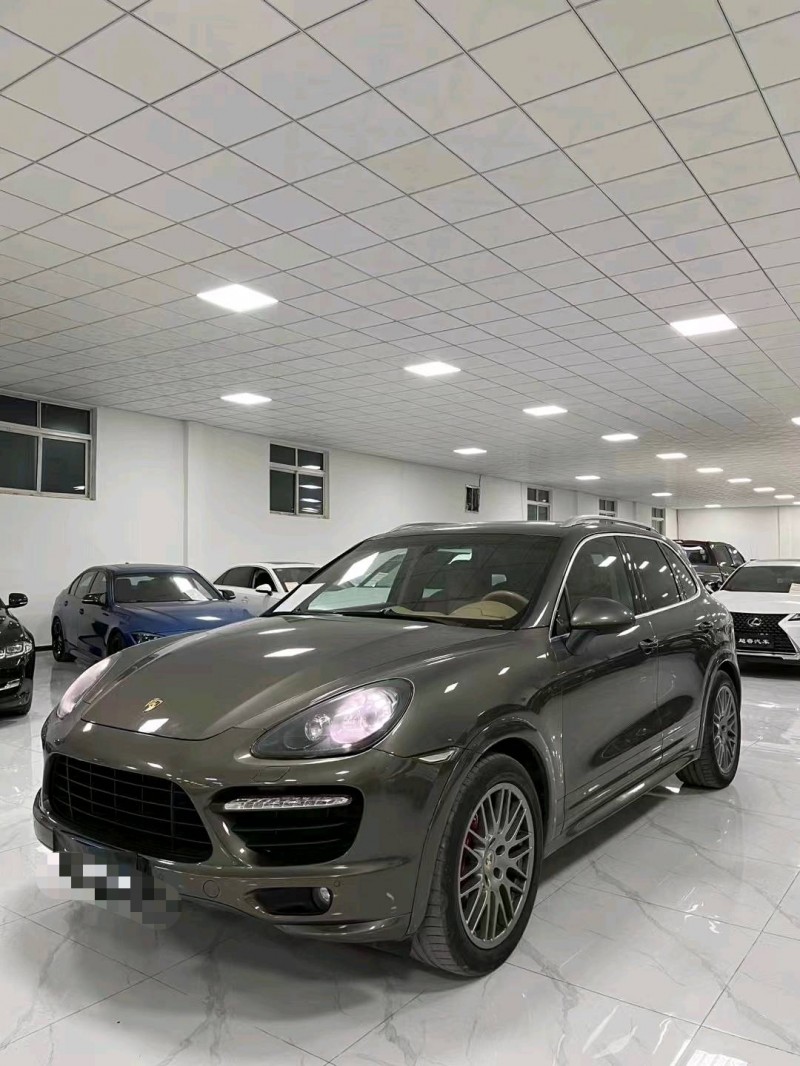 廊坊13年保时捷卡宴7