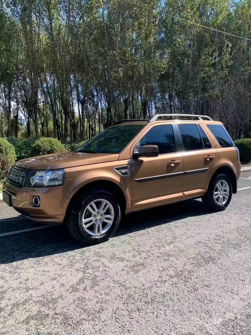 沈阳14年路虎神行者3