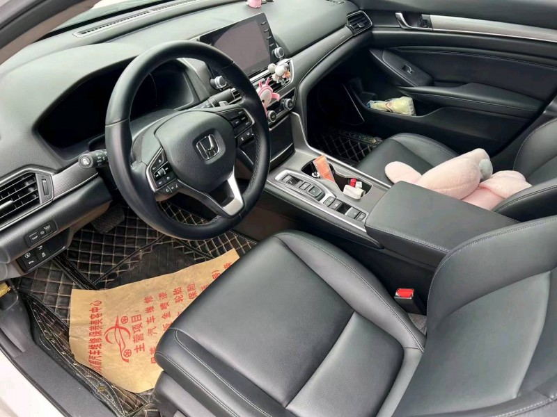 成都21年本田雅阁4
