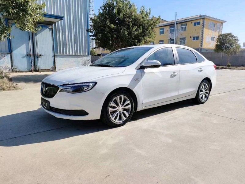 青岛20年别克英朗8