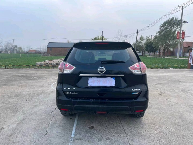 邯郸14年日产奇骏9