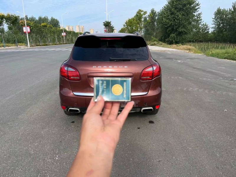 宜昌13年保时捷卡宴2