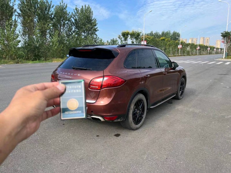 宜昌13年保时捷卡宴5