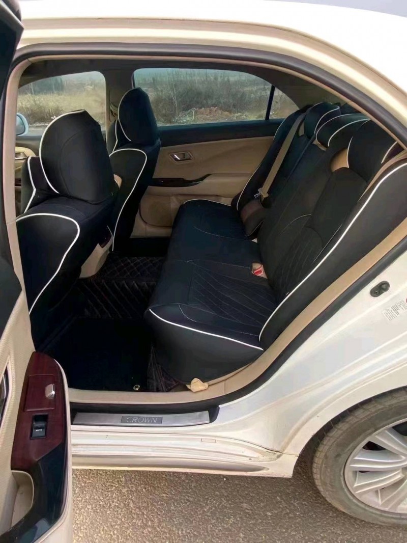 宜昌10年丰田皇冠3