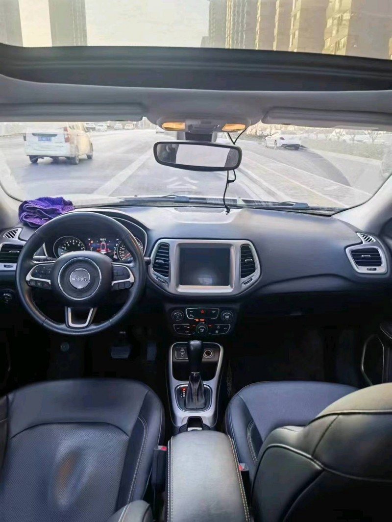 石家庄17年Jeep指南者6